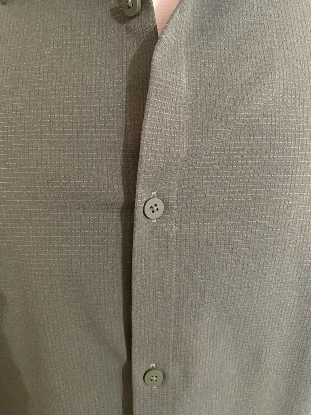 Lululemon Short-Sleeve Button-Up Shirt - Olive Green - Picture 2 of 2
